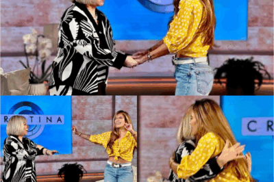 ¡Por fin lo logró! Karol G cumple uno de los sueños más íntimos de su carrera y se sienta cara a cara con la legendaria Cristina Saralegui para soltarlo TODO sin filtros ni guiones. Entre risas, confesiones crudas y lágrimas inesperadas, la Karol G revela lo que nunca se había atrevido a contar sobre su pasado, sus caídas, su verdadero amor y el precio que ha pagado por brillar. Esta charla lo cambia todo… y te va a dejar con la piel chinita.